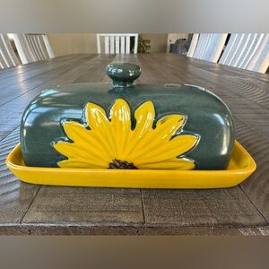 Sunflower Butter Dish - Ceramic Farmhouse Butter Dish With Lid